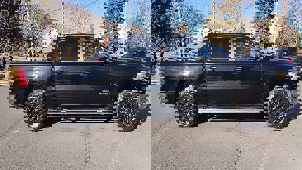 Used 2019 RAM 1500 Laramie image 2