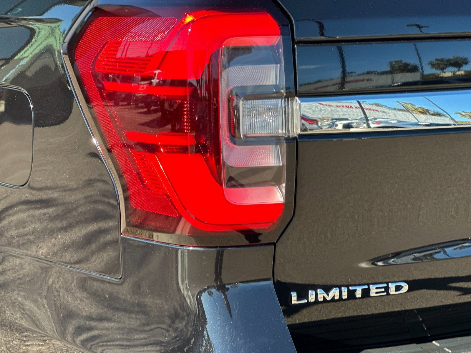 Used 2024 Ford Expedition Max Limited image 39