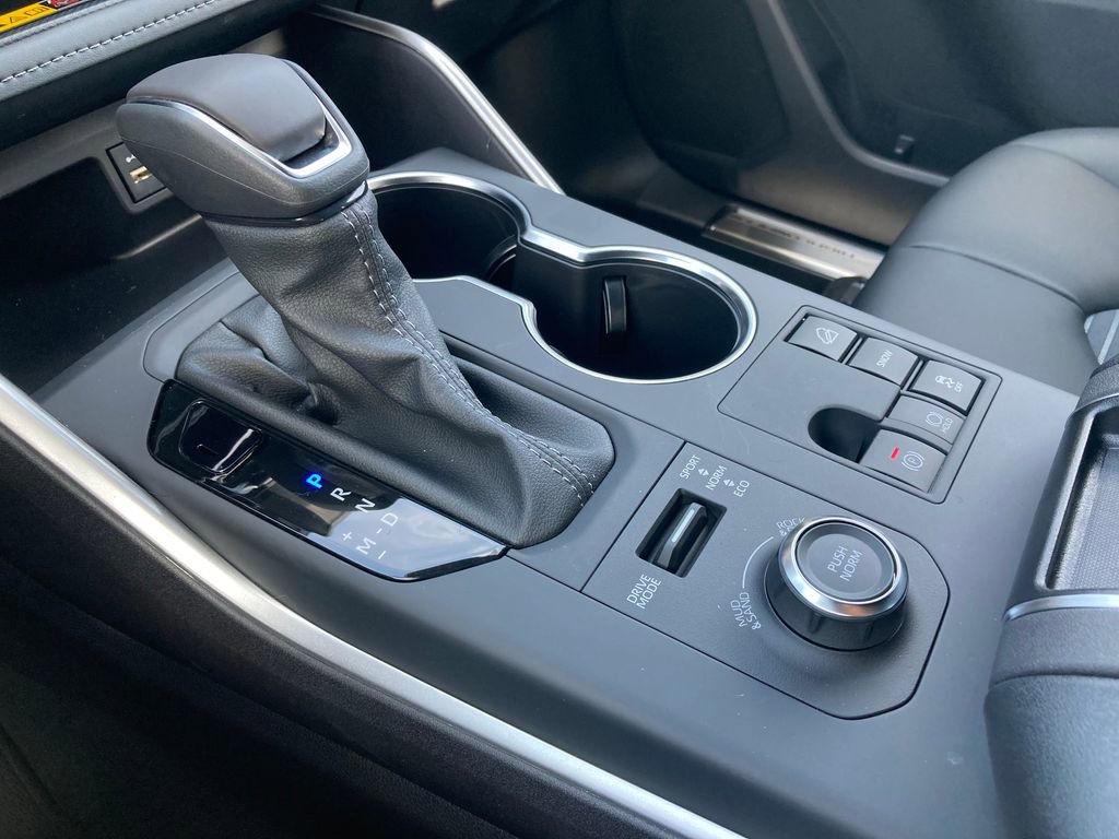 New 2026 Toyota Highlander XSE AWD/4WD image 18