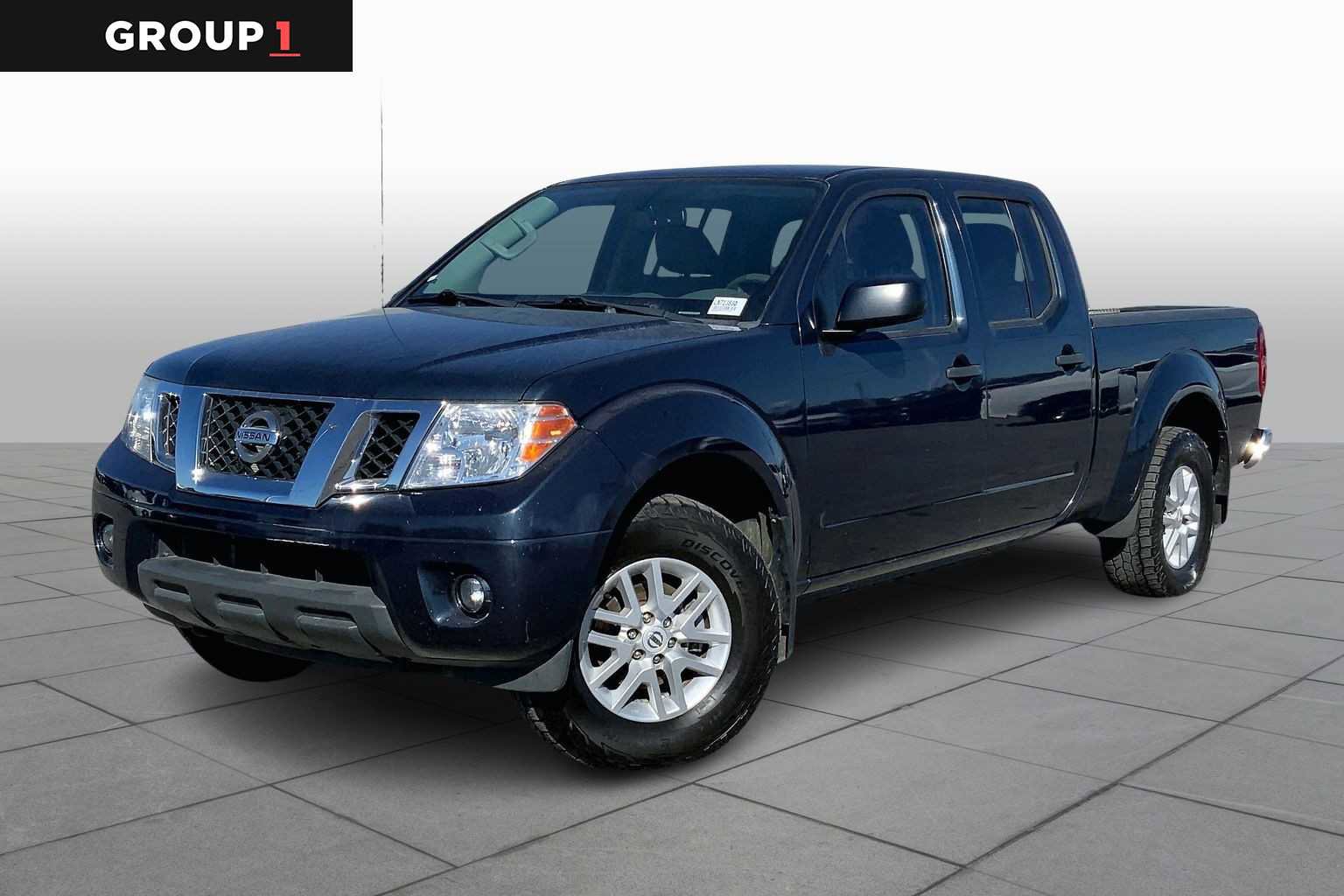 Used 2020 Nissan Frontier SV image 1
