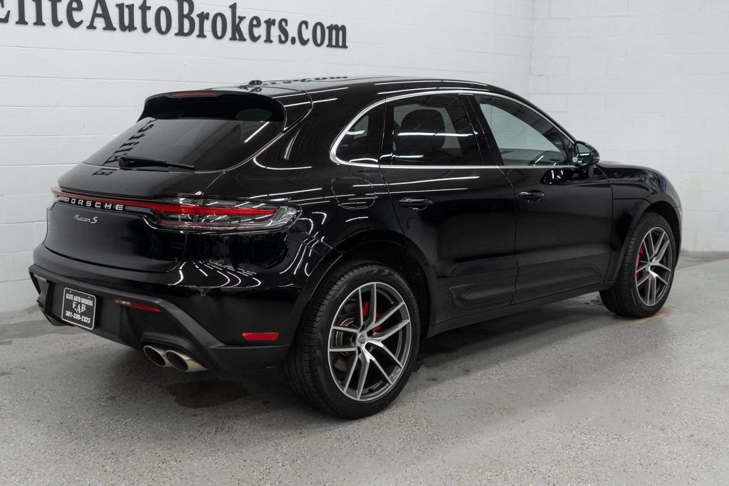 Used 2023 Porsche Macan S AWD/4WD image 37