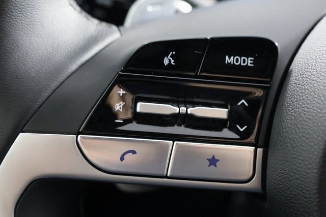 Certified 2024 Hyundai Santa Cruz Limited image 11