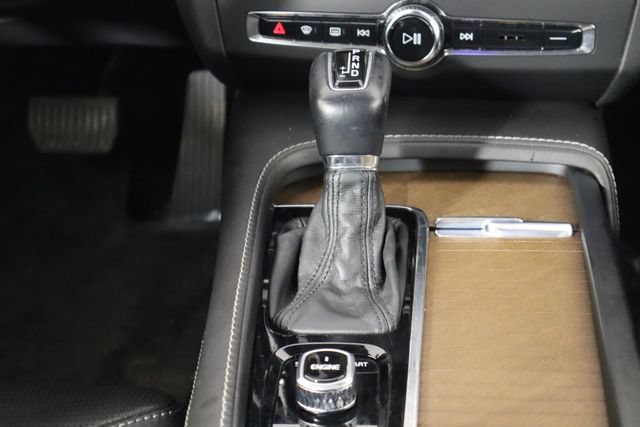 Used 2017 Volvo S90 T6 Inscription w/ Vision Package AWD/4WD image 24