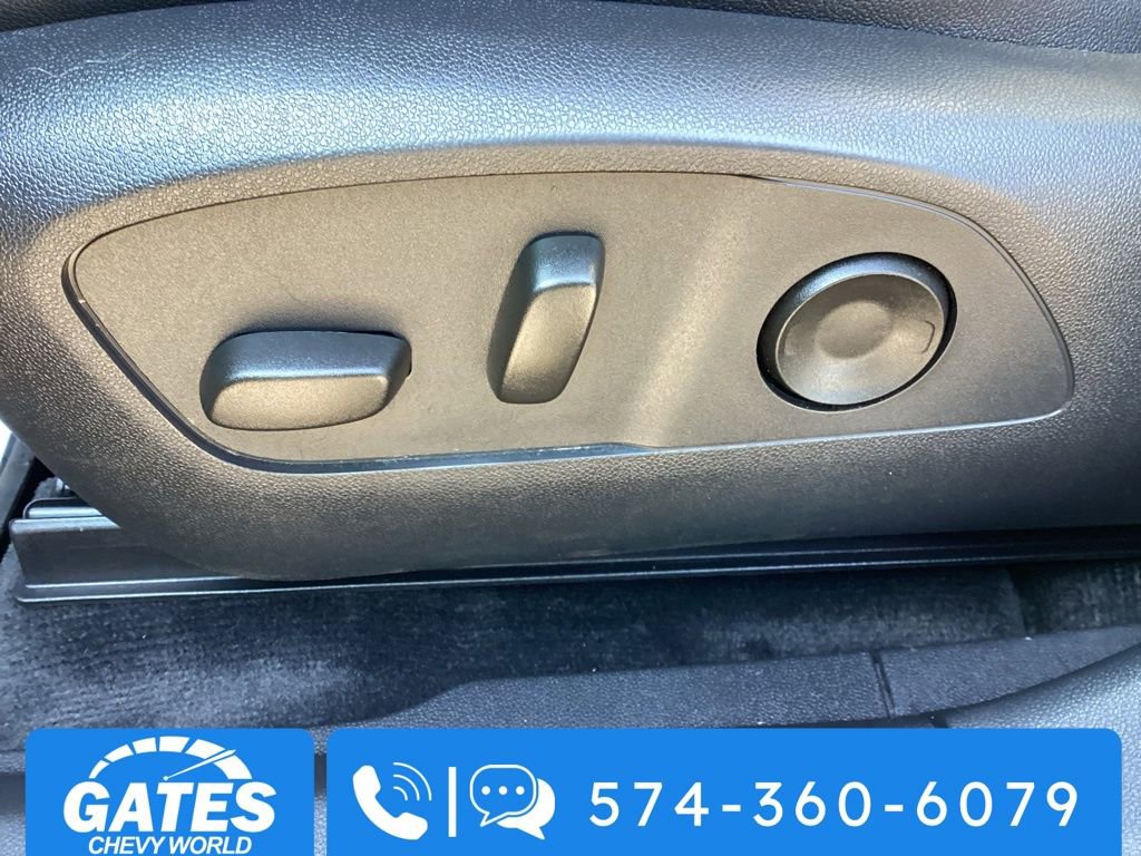 Used 2025 Chevrolet Blazer EV LT image 18