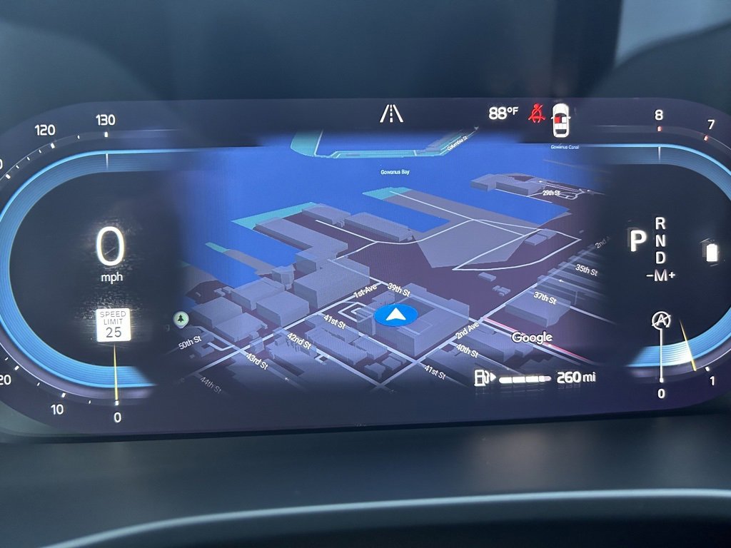 Certified 2025 Volvo XC40 B5 Plus image 27