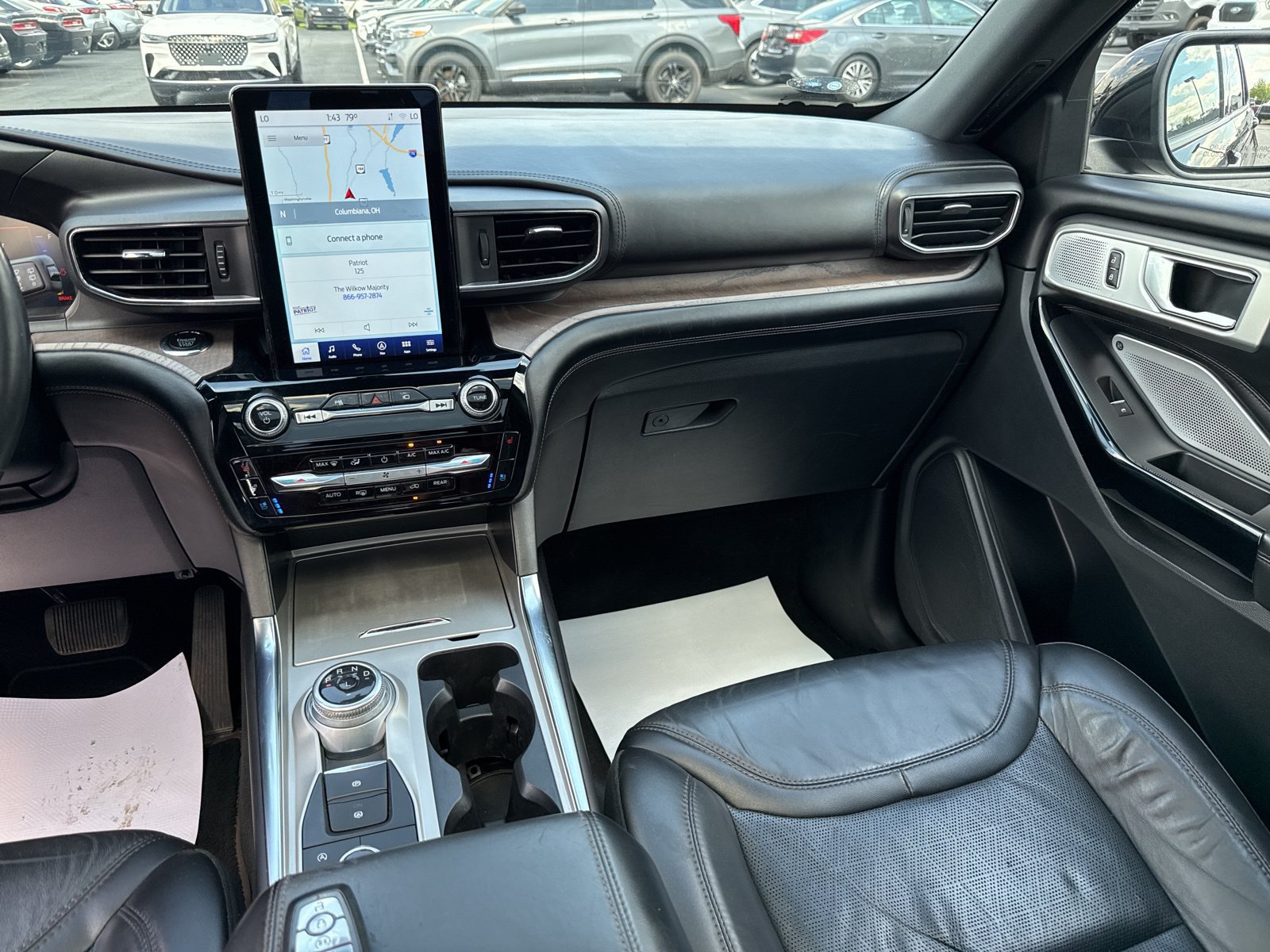 Used 2022 Ford Explorer Platinum w/ Equipment Group 601A AWD/4WD image 11