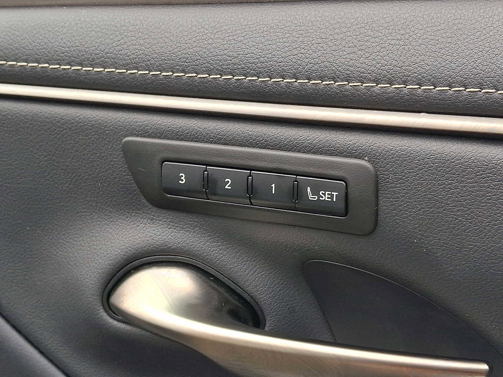 Used 2020 Lexus ES 350 F Sport w/ Accessory Package 2 image 25