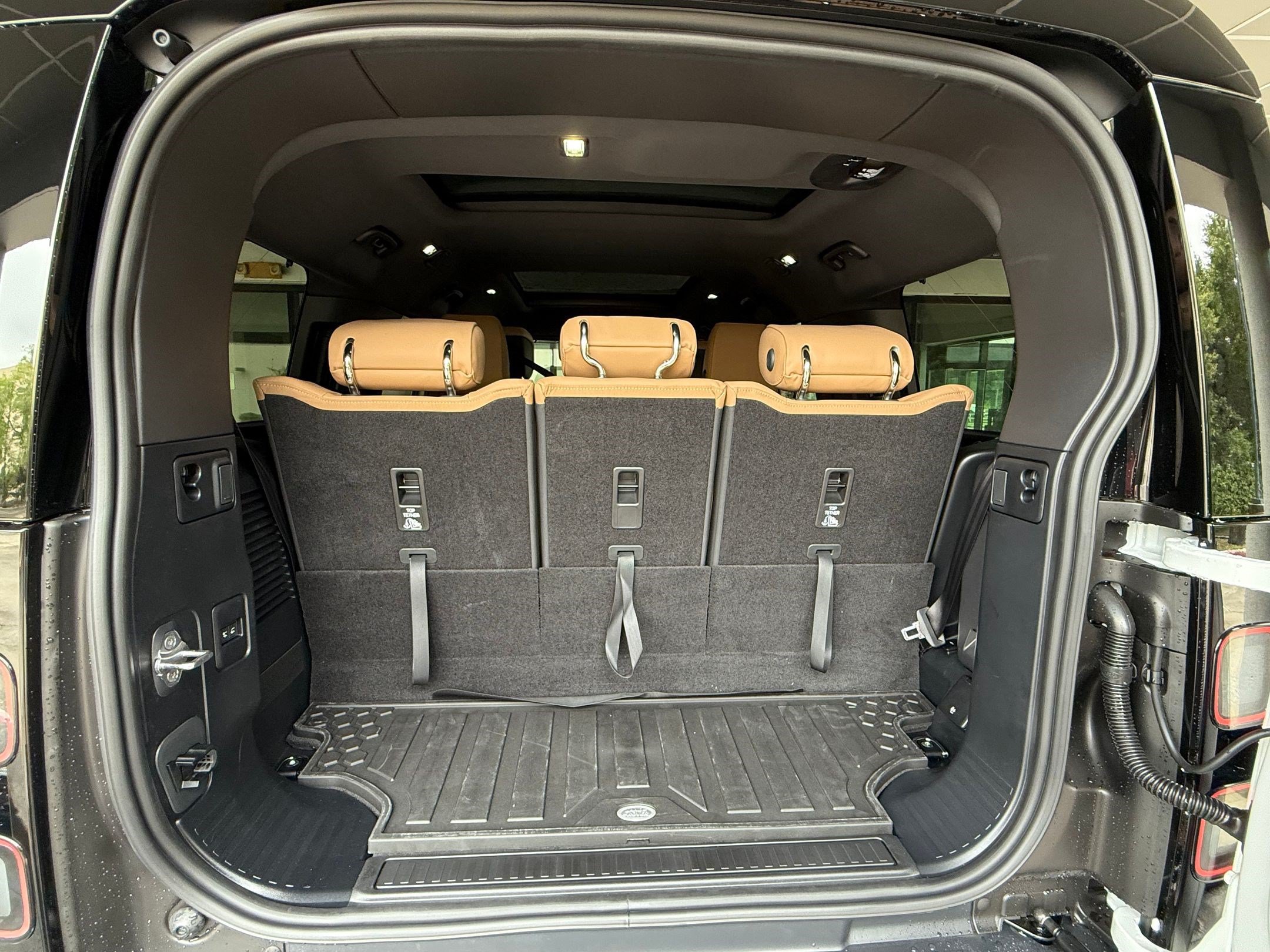 New 2026 Land Rover Defender 130 S AWD/4WD image 20
