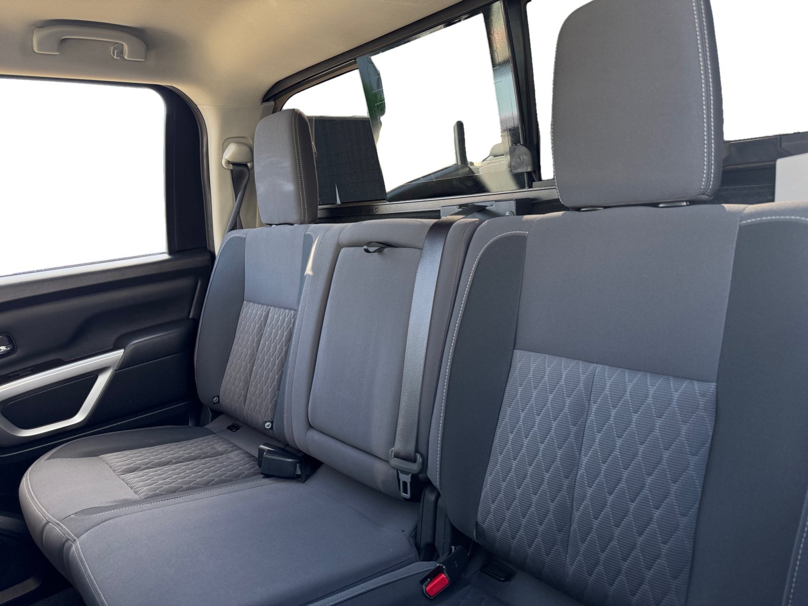 Used 2021 Nissan Titan SV w/ SV Convenience Package AWD/4WD image 13