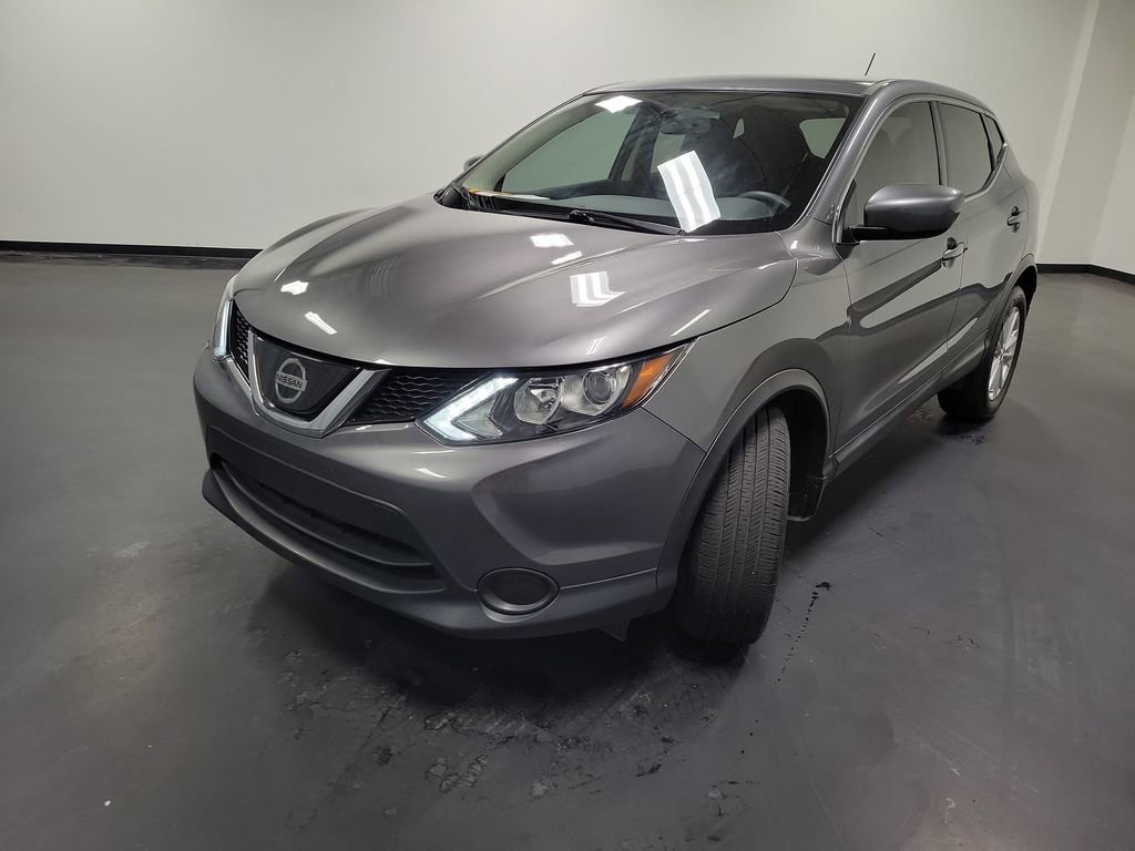 Used 2018 Nissan Rogue Sport S w/ S Appearance Package FWD image 4