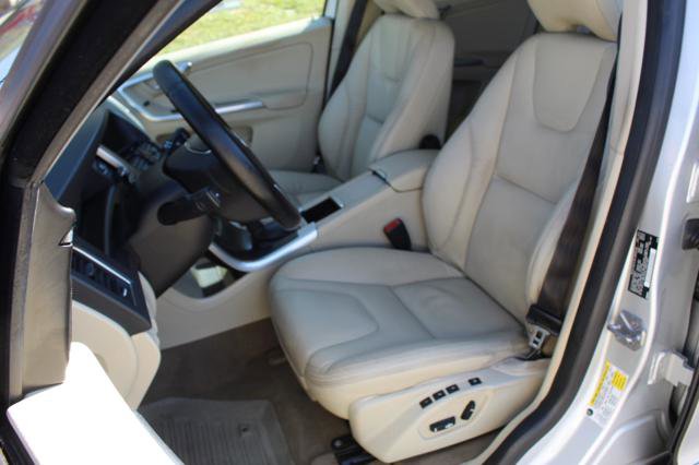 Used 2014 Volvo XC60 3.2 image 13