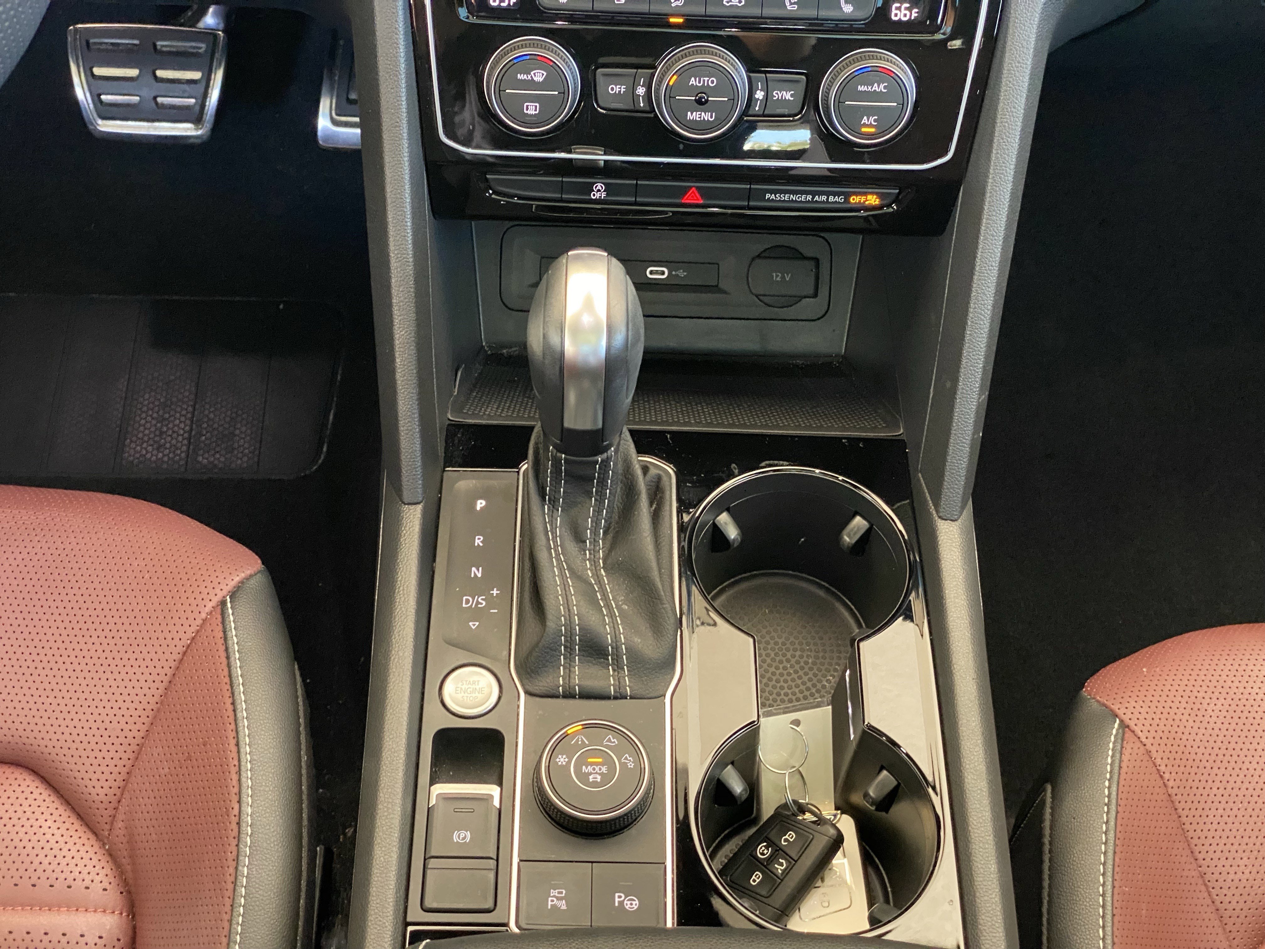 Used 2023 Volkswagen Atlas Cross Sport SEL Premium R-Line image 3