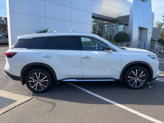 Used 2022 INFINITI QX60 Sensory w/ Cargo Package image 9