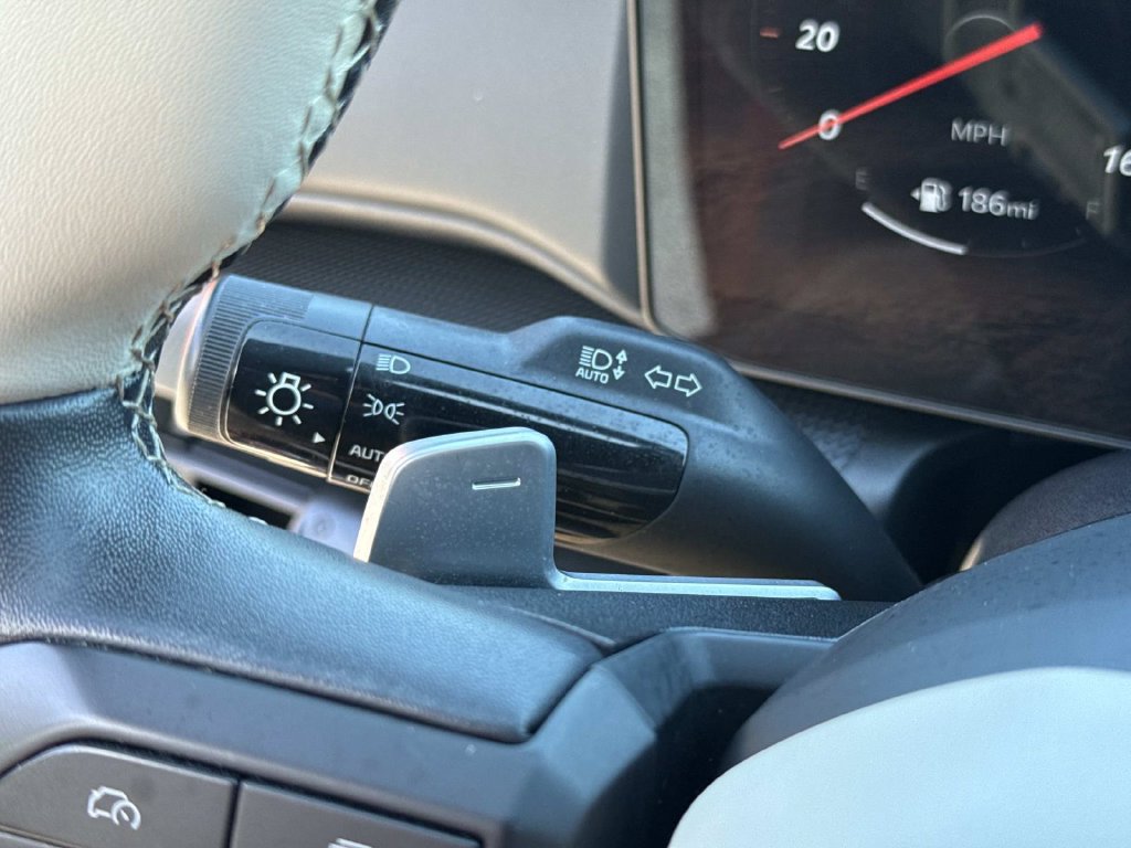 Used 2025 Kia K4 EX w/ GT-Line Premium Package FWD image 40