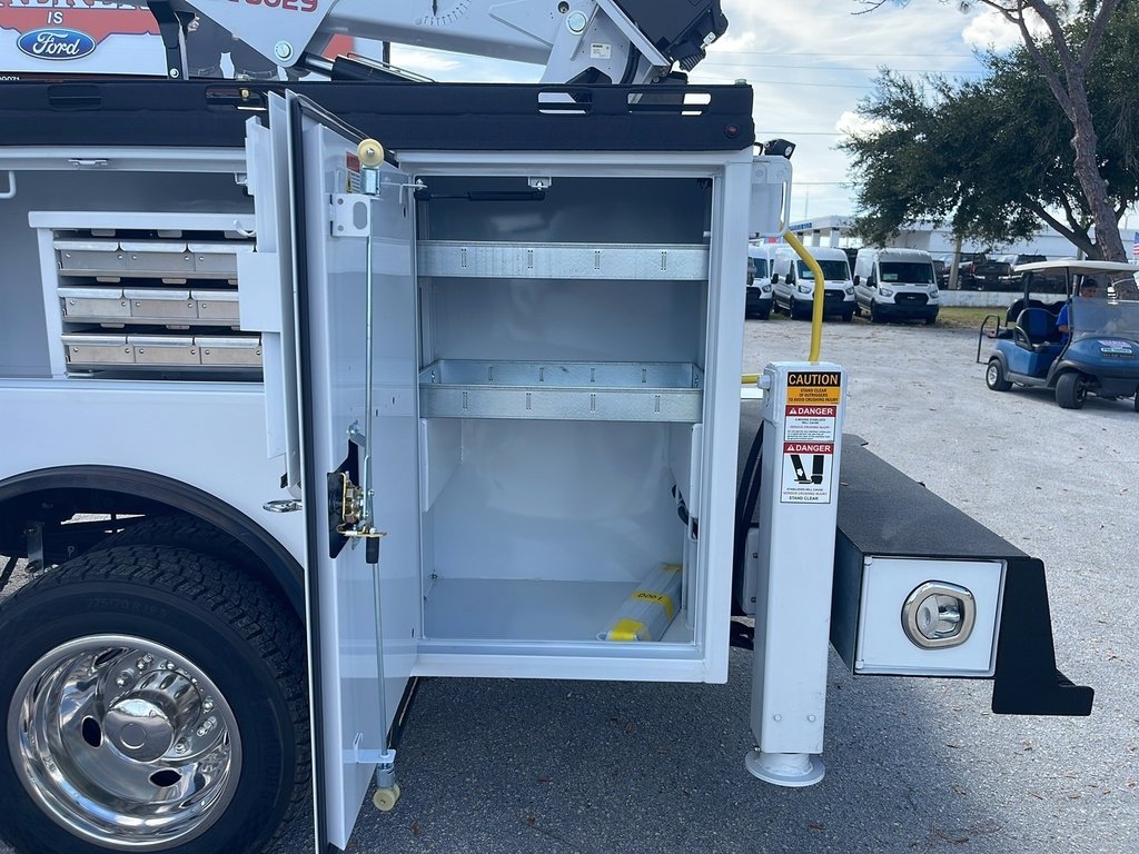 New 2026 Ford F550 4x4 SuperCab Super Duty image 21