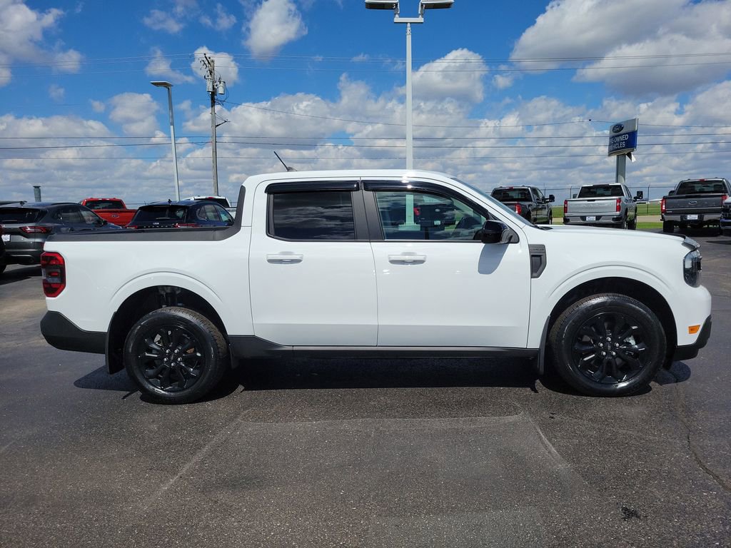 Certified 2024 Ford Maverick Lariat w/ Black Appearance Package image 3