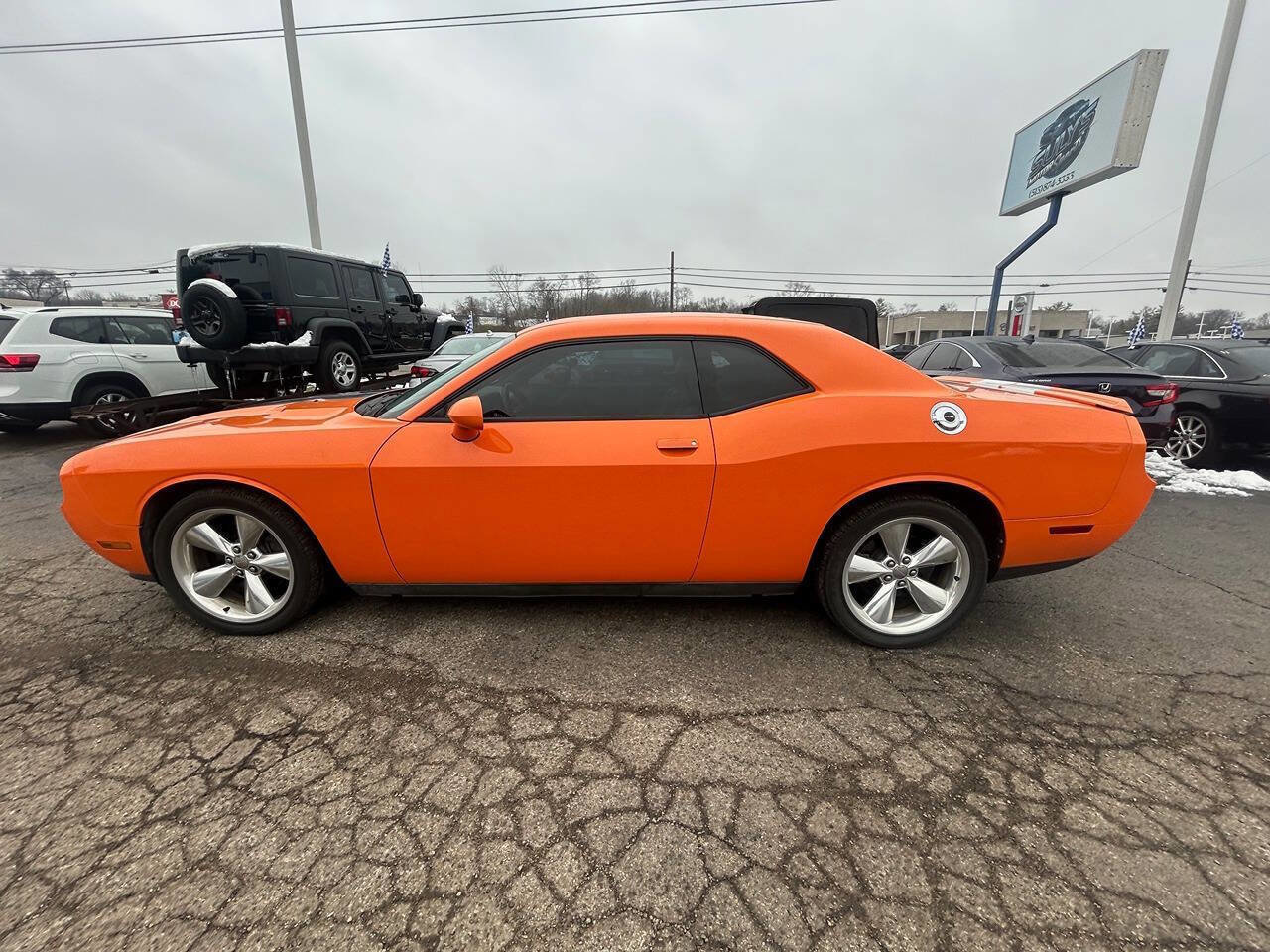 Used 2012 Dodge Challenger SXT Plus image 5