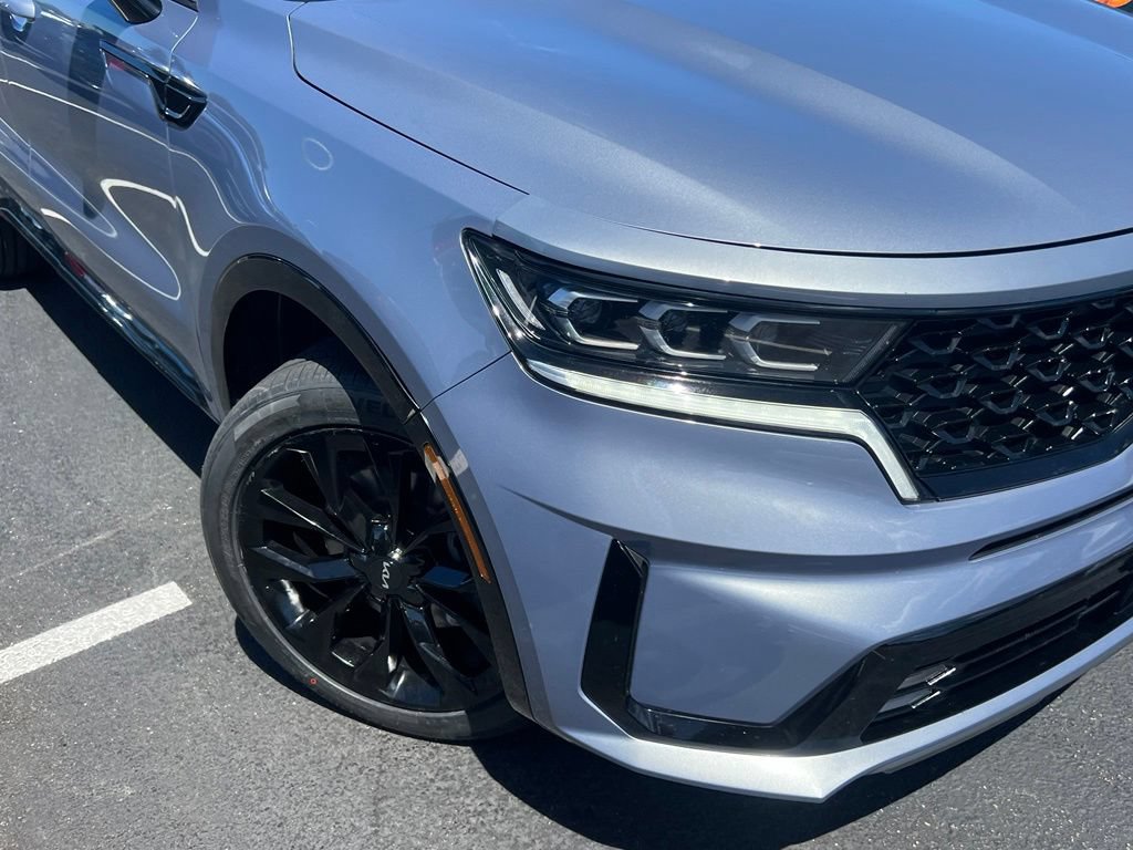 Used 2022 Kia Sorento SX FWD image 2