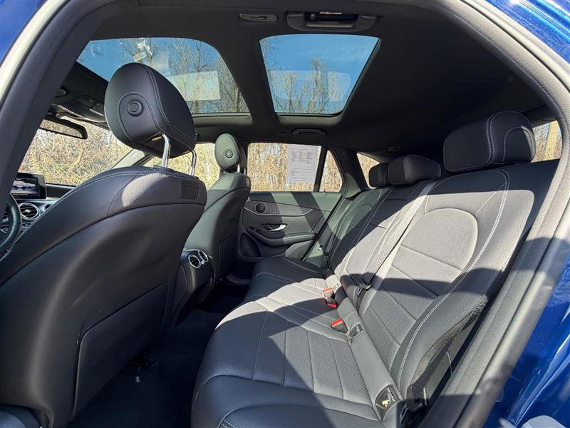 Used 2018 Mercedes-Benz GLC 300 4MATIC image 28