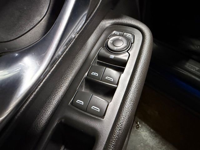 Used 2023 GMC Terrain SLE w/ Driver Convenience Package FWD image 13