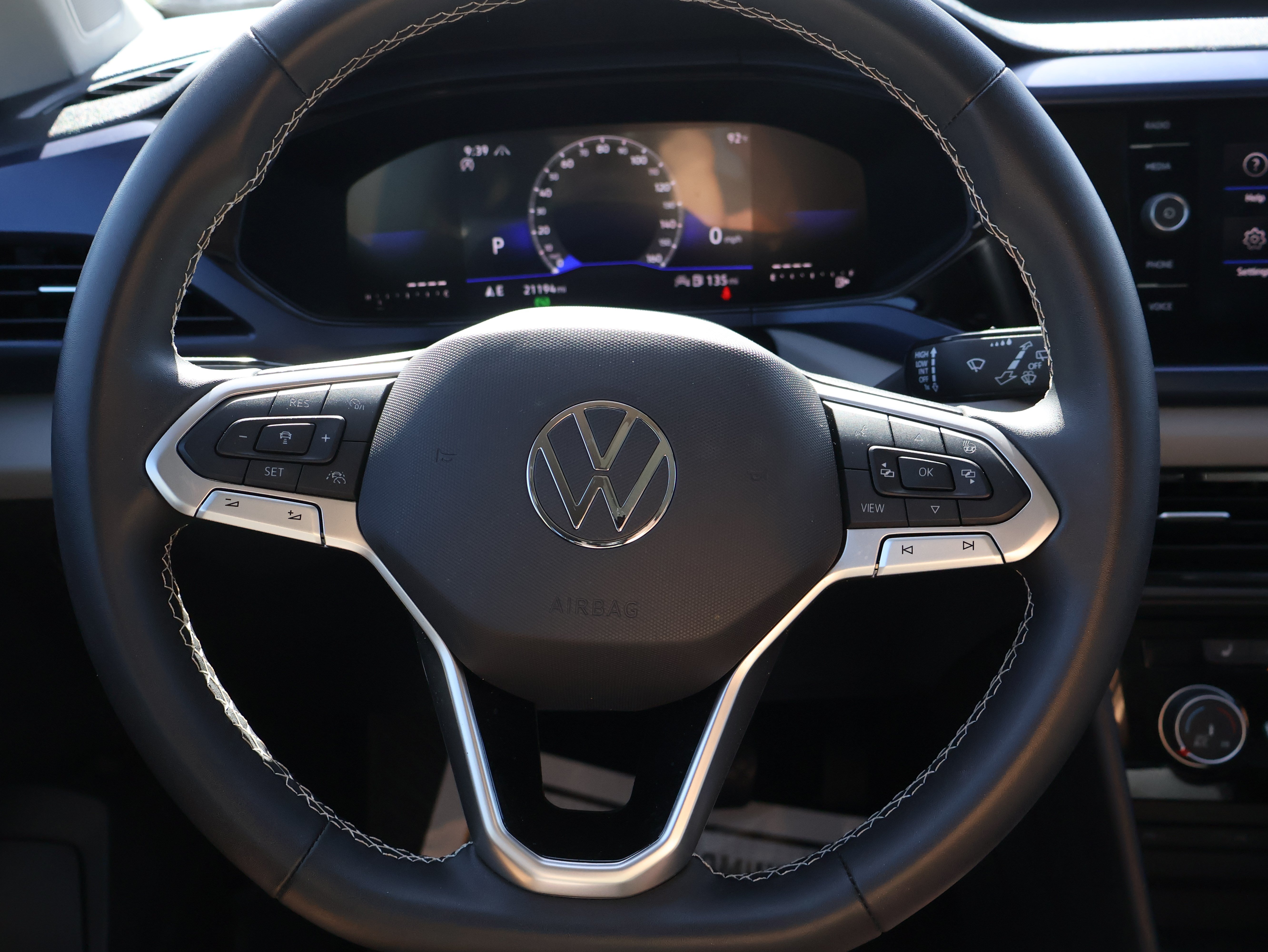 Used 2023 Volkswagen Taos SE w/ Panoramic Sunroof Package AWD/4WD image 36