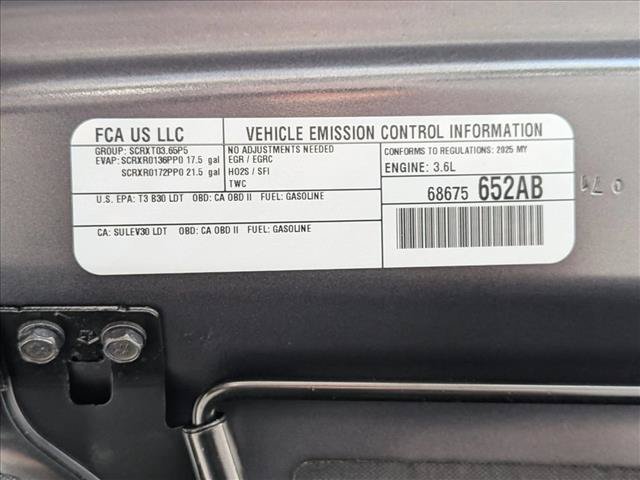 Certified 2025 Jeep Wrangler Unlimited Rubicon AWD/4WD image 22