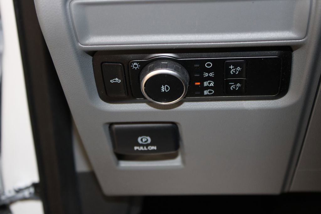 Used 2024 Ford F150 XLT w/ Tow/Haul Package image 39