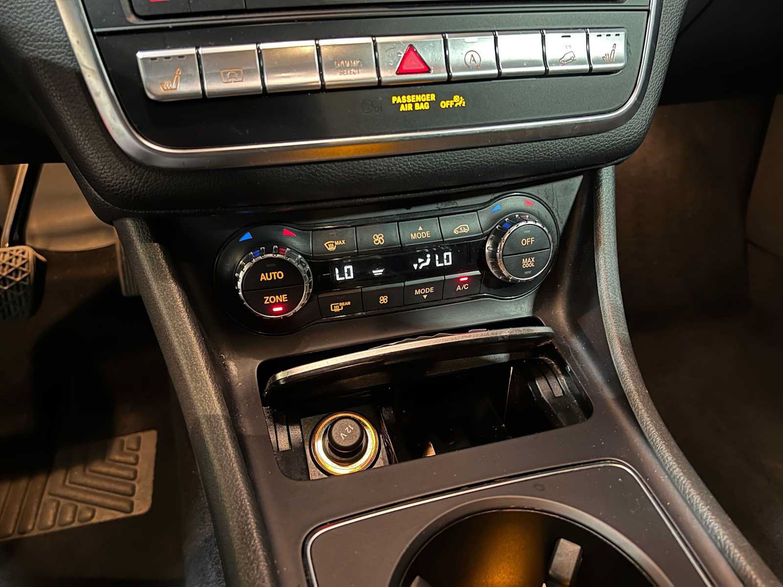 Certified 2020 Mercedes-Benz GLA 250 4MATIC image 35