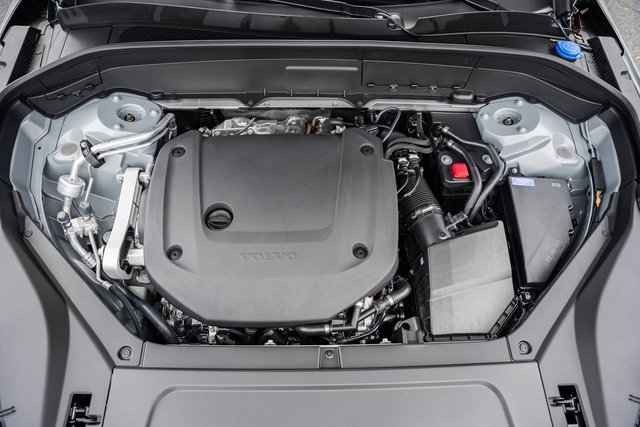 New 2026 Volvo XC90 B6 Plus w/ Protection Package Premier image 18