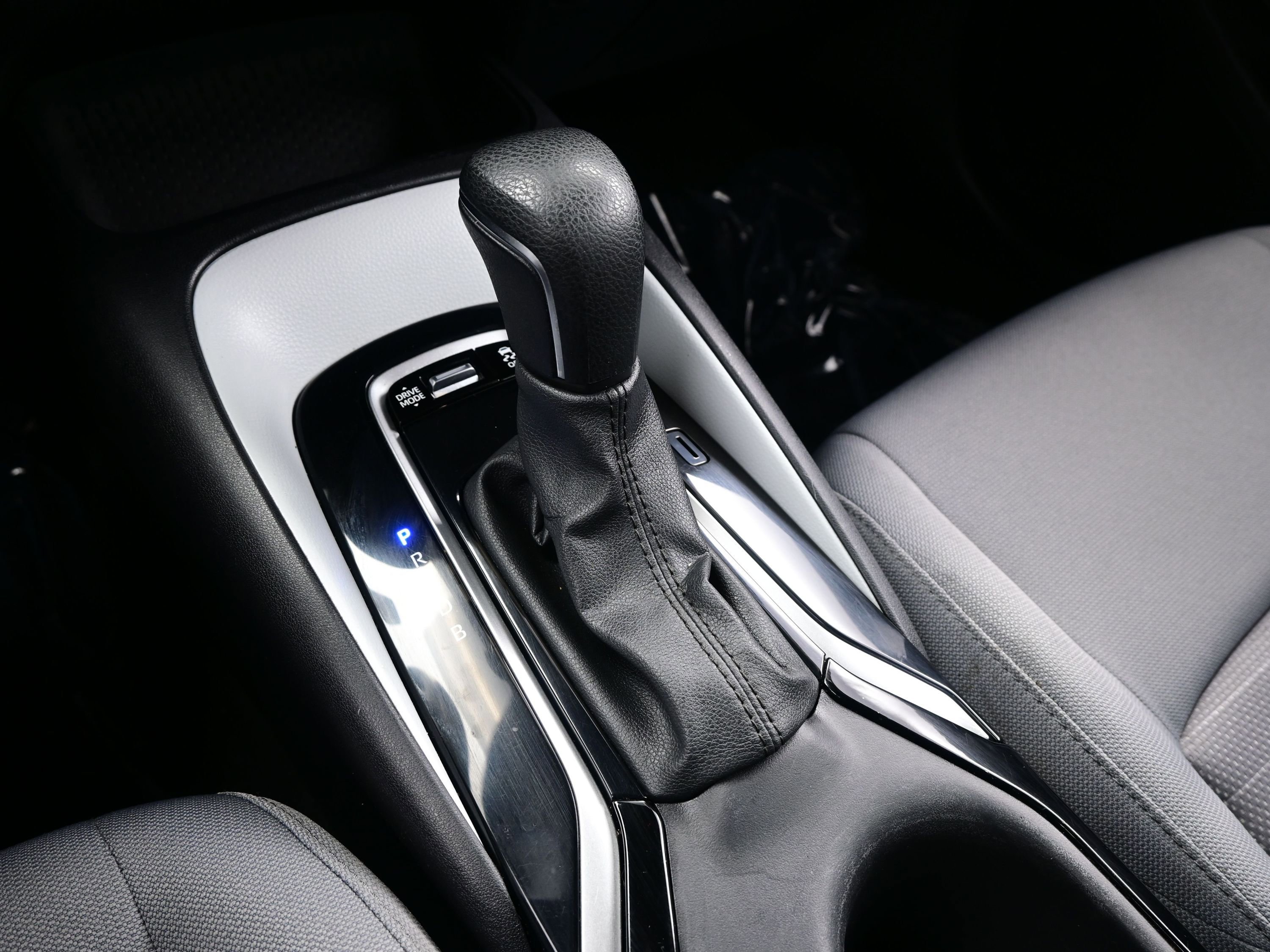Used 2024 Toyota Corolla SE image 20