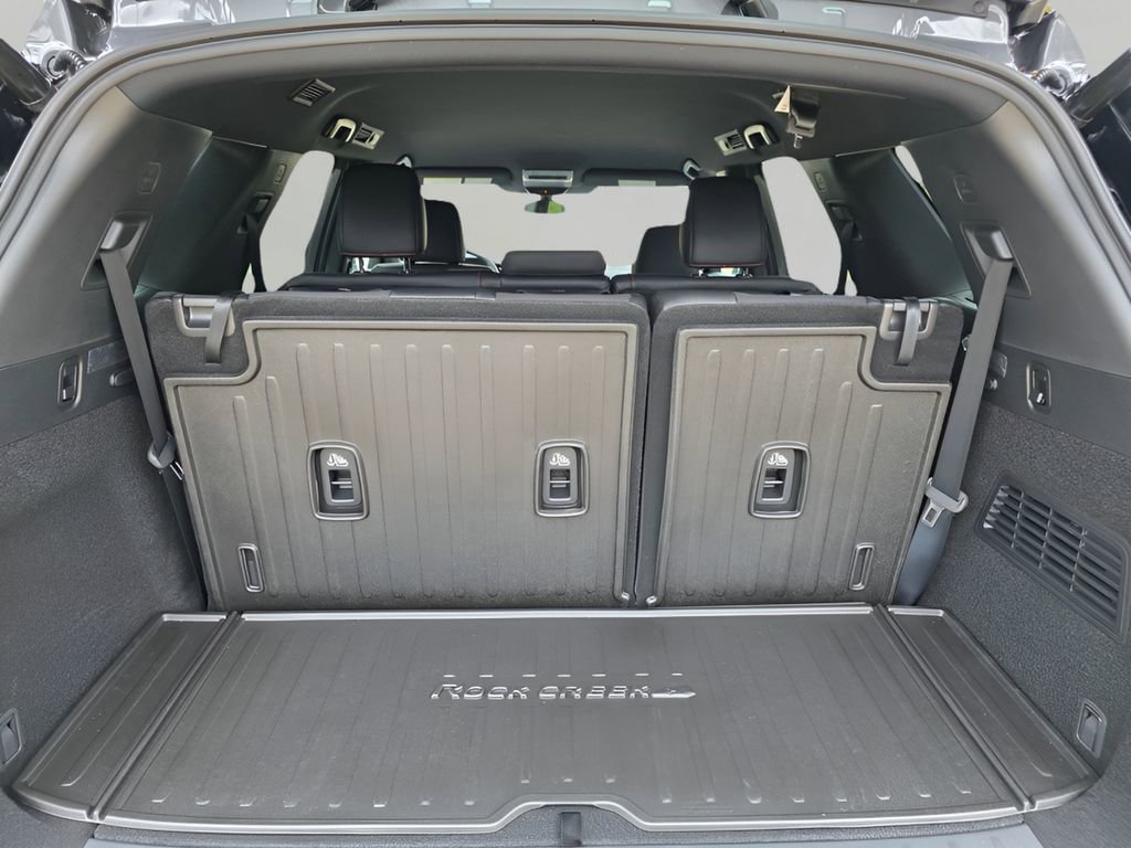 New 2026 Nissan Pathfinder Rock Creek image 8