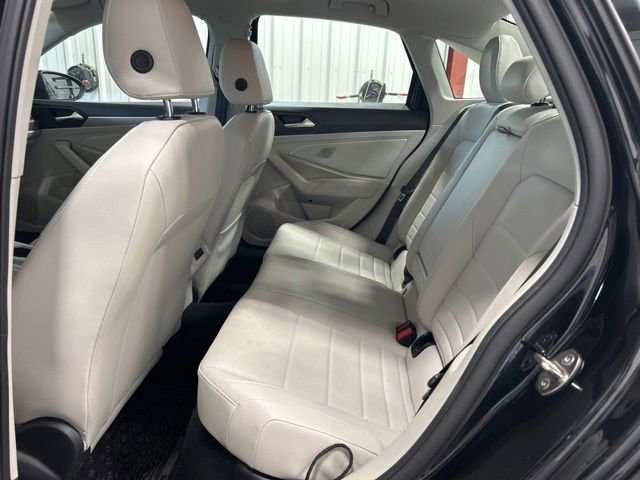 Used 2021 Volkswagen Jetta SE FWD image 17