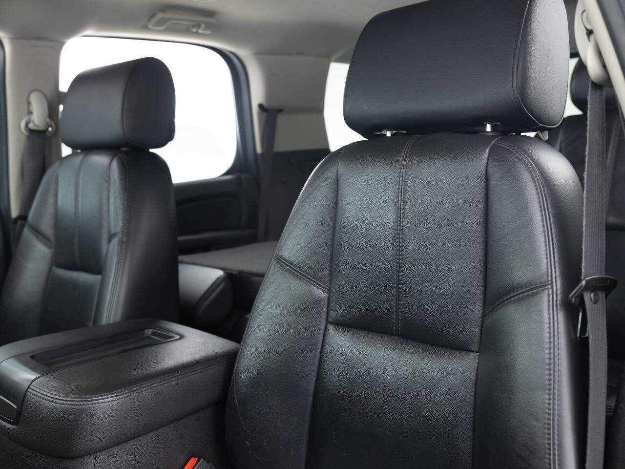 Used 2007 Chevrolet Tahoe LT w/ LT Preferred Equipment Group AWD/4WD image 22