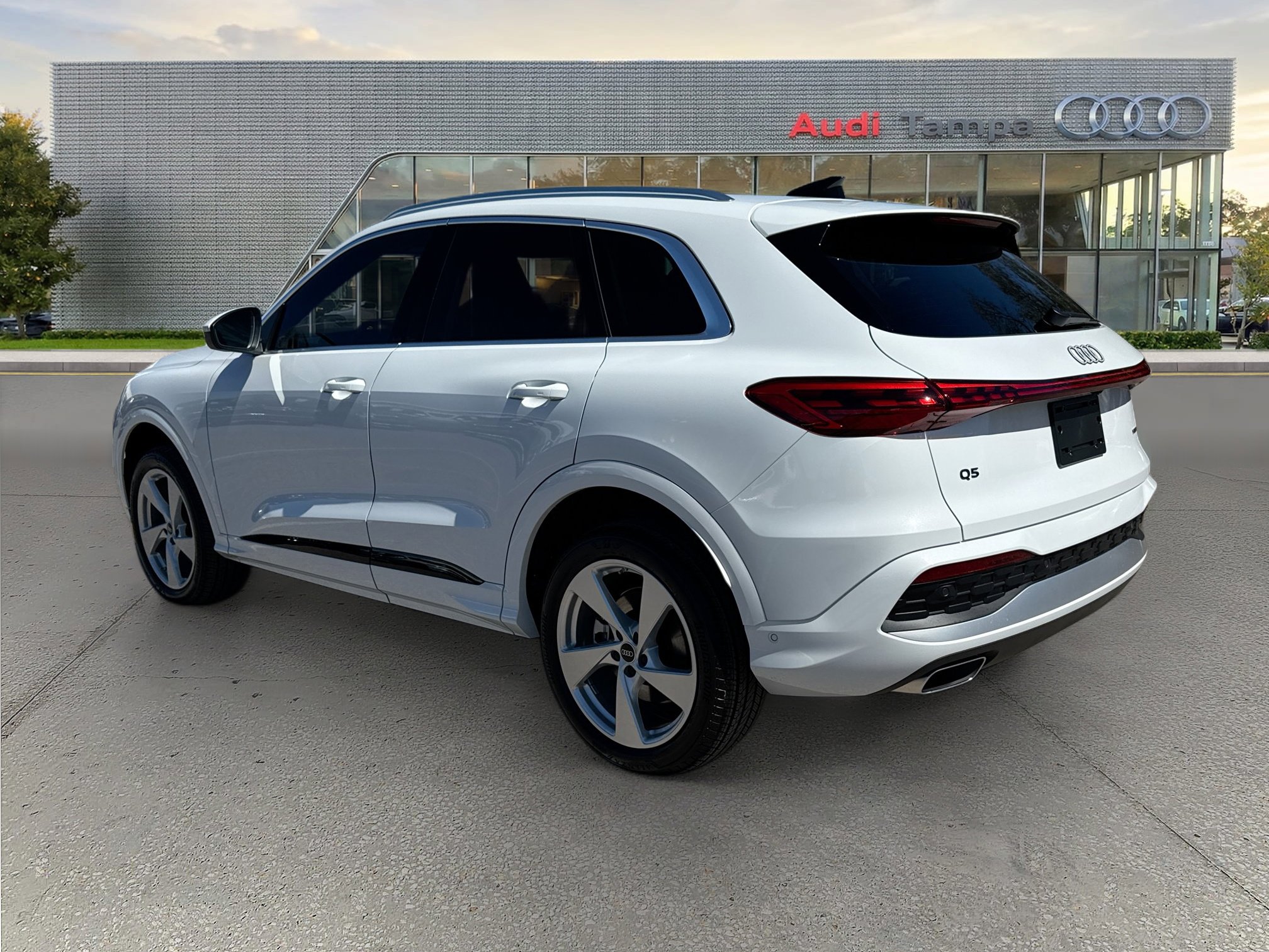 New 2025 Audi Q5 Premium Plus image 5
