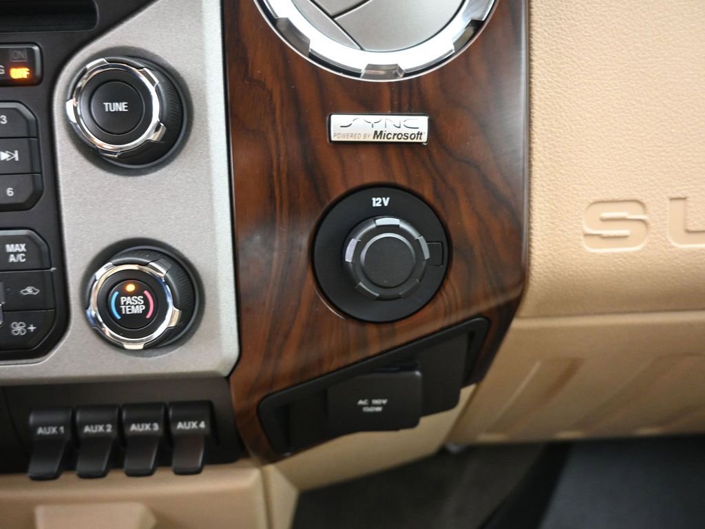 Used 2013 Ford F250 Lariat image 18
