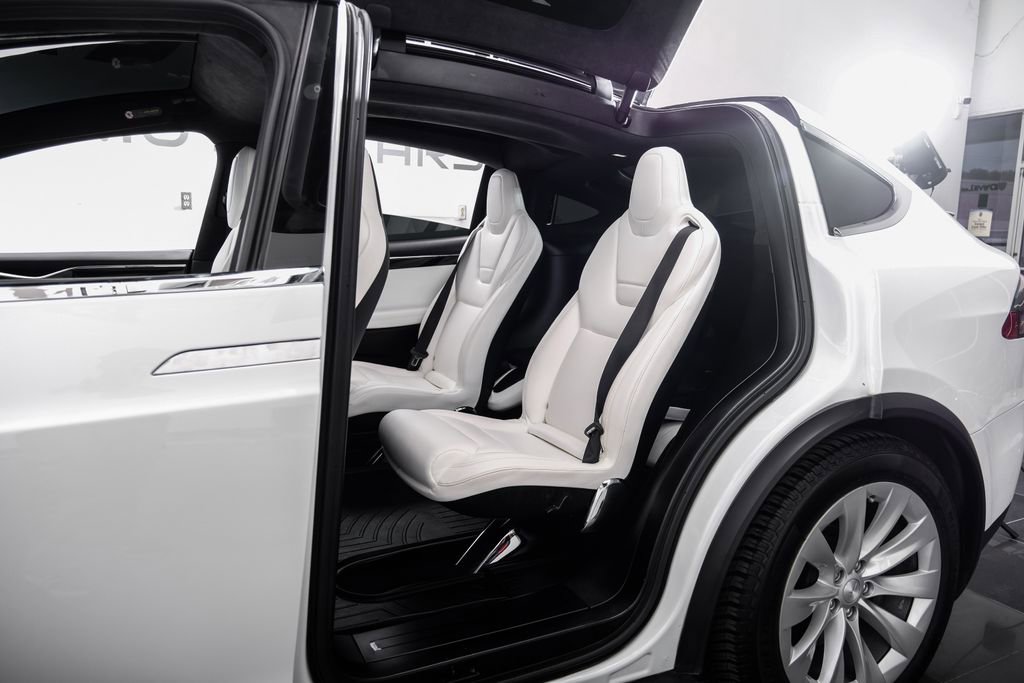 Used 2017 Tesla Model X 75D AWD/4WD image 45