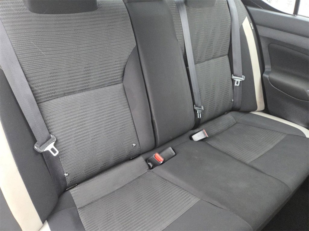 Used 2021 Nissan Versa SV image 17