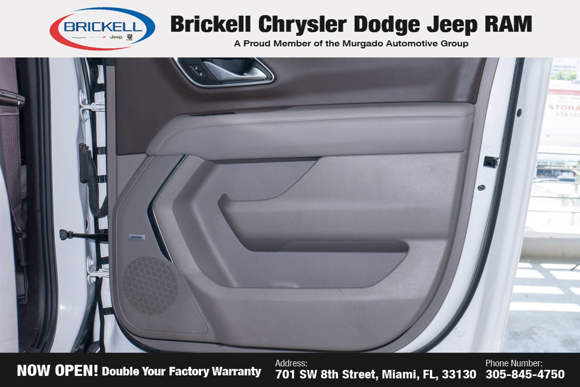 Used 2024 GMC Yukon XL SLT RWD image 12