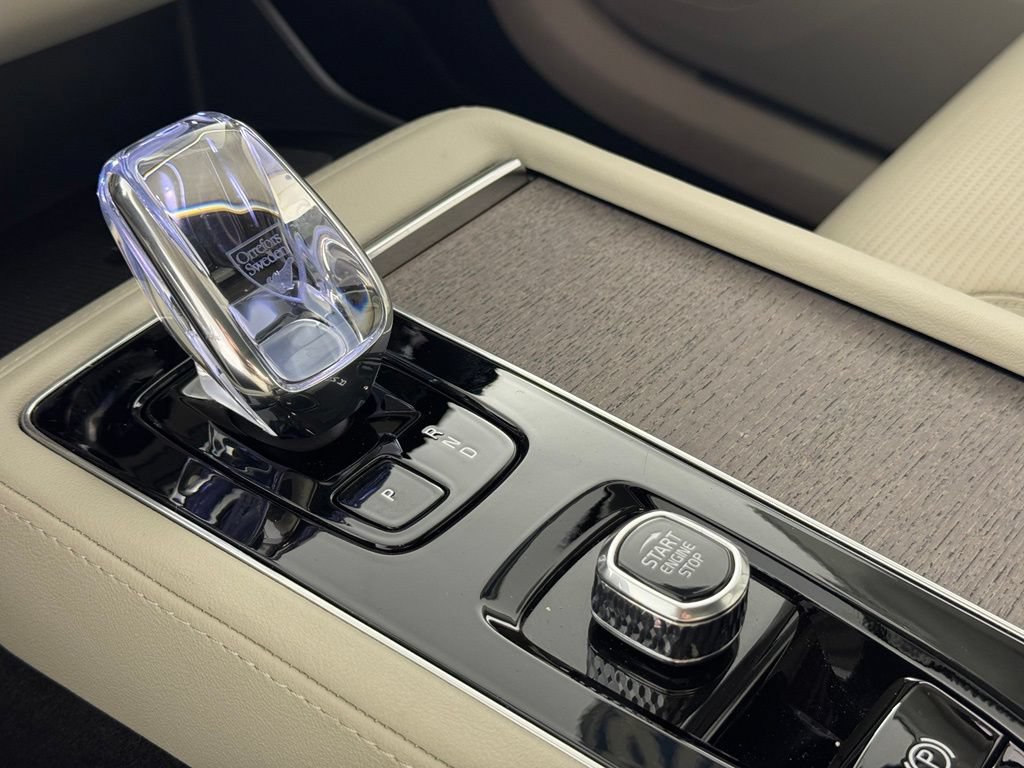 Certified 2026 Volvo XC90 B6 Ultra AWD/4WD image 22