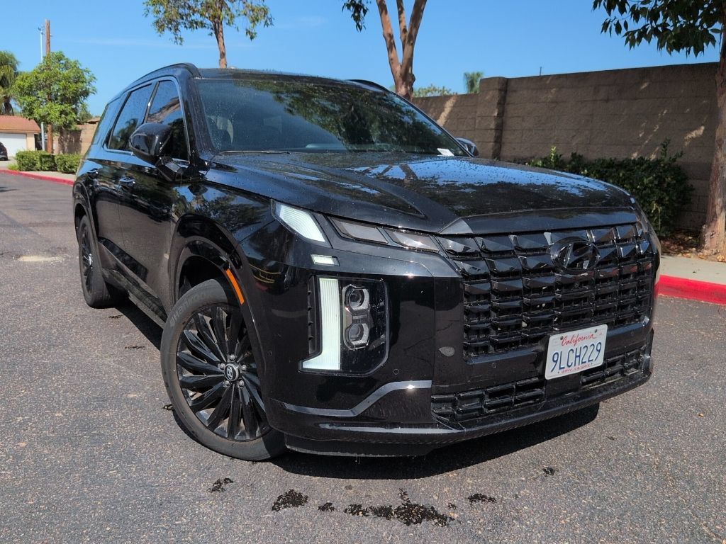 Used 2024 Hyundai Palisade Calligraphy AWD/4WD image 2