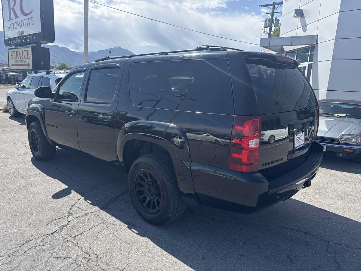 Used 2009 Chevrolet Suburban LT AWD/4WD image 7