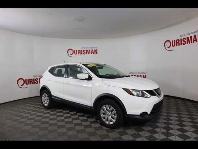 Used 2018 Nissan Rogue Sport S image 13