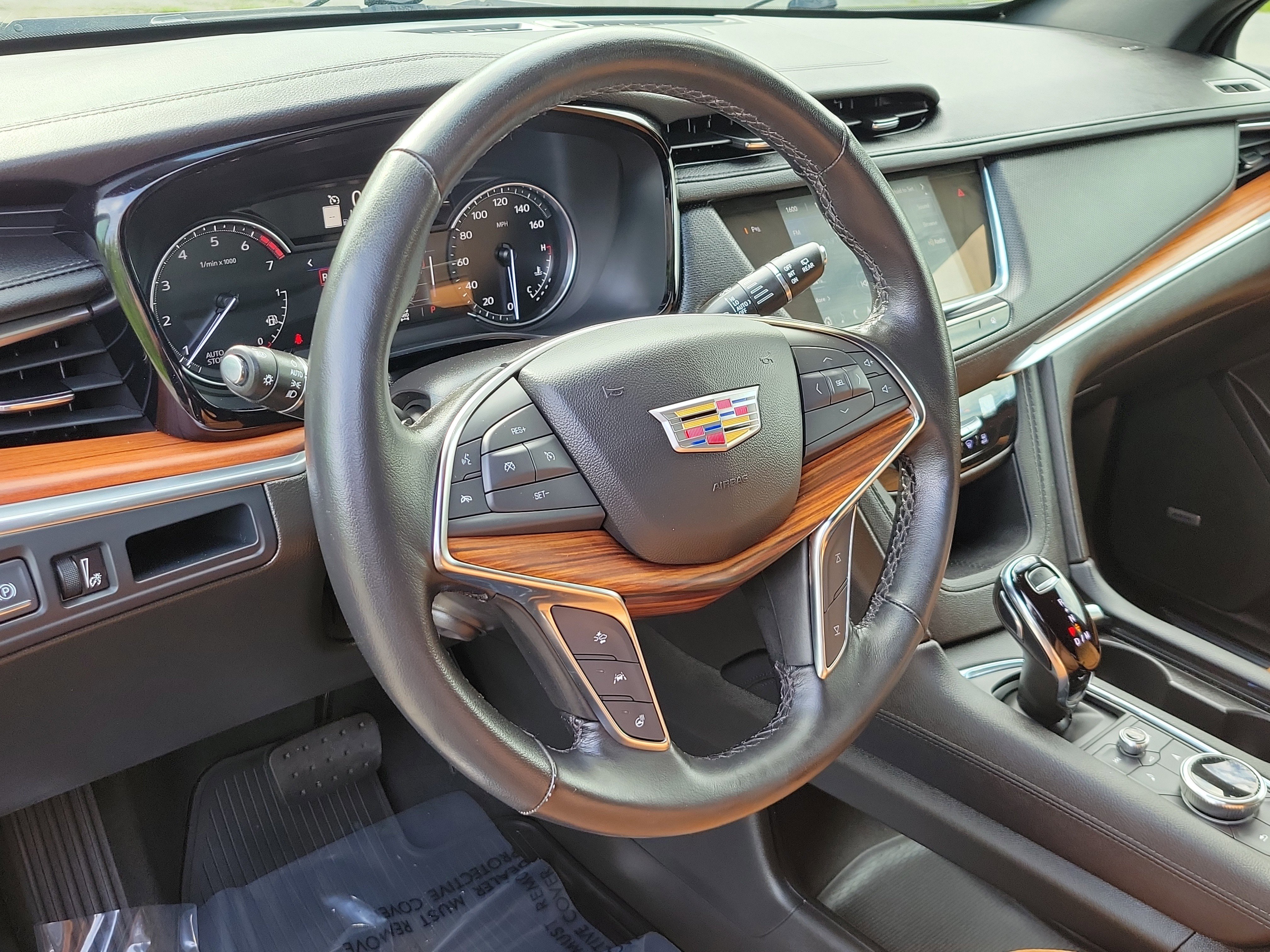 Certified 2023 Cadillac XT5 Premium Luxury AWD/4WD image 21