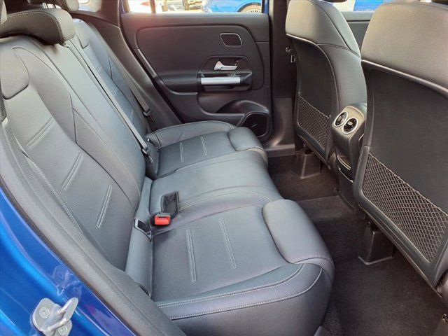 Used 2025 Mercedes-Benz GLA 35 AMG 4MATIC image 20