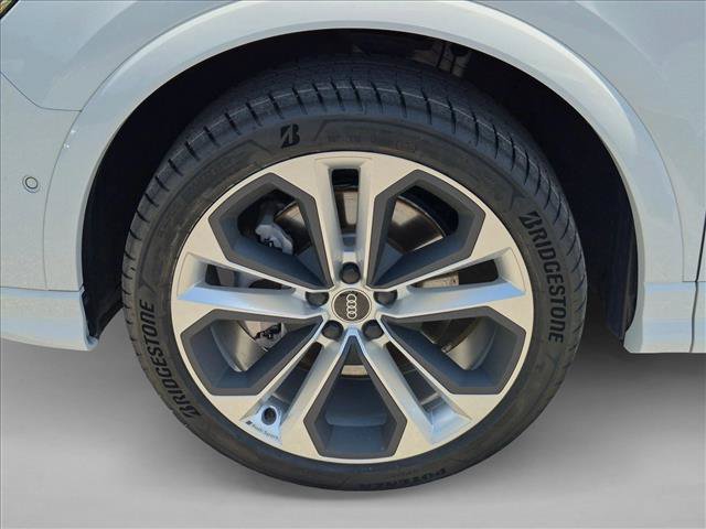 Certified 2021 Audi Q3 2.0T Premium Plus AWD/4WD image 24