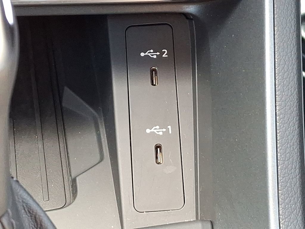 Certified 2025 Audi Q3 2.0T Premium w/ Convenience Package image 25