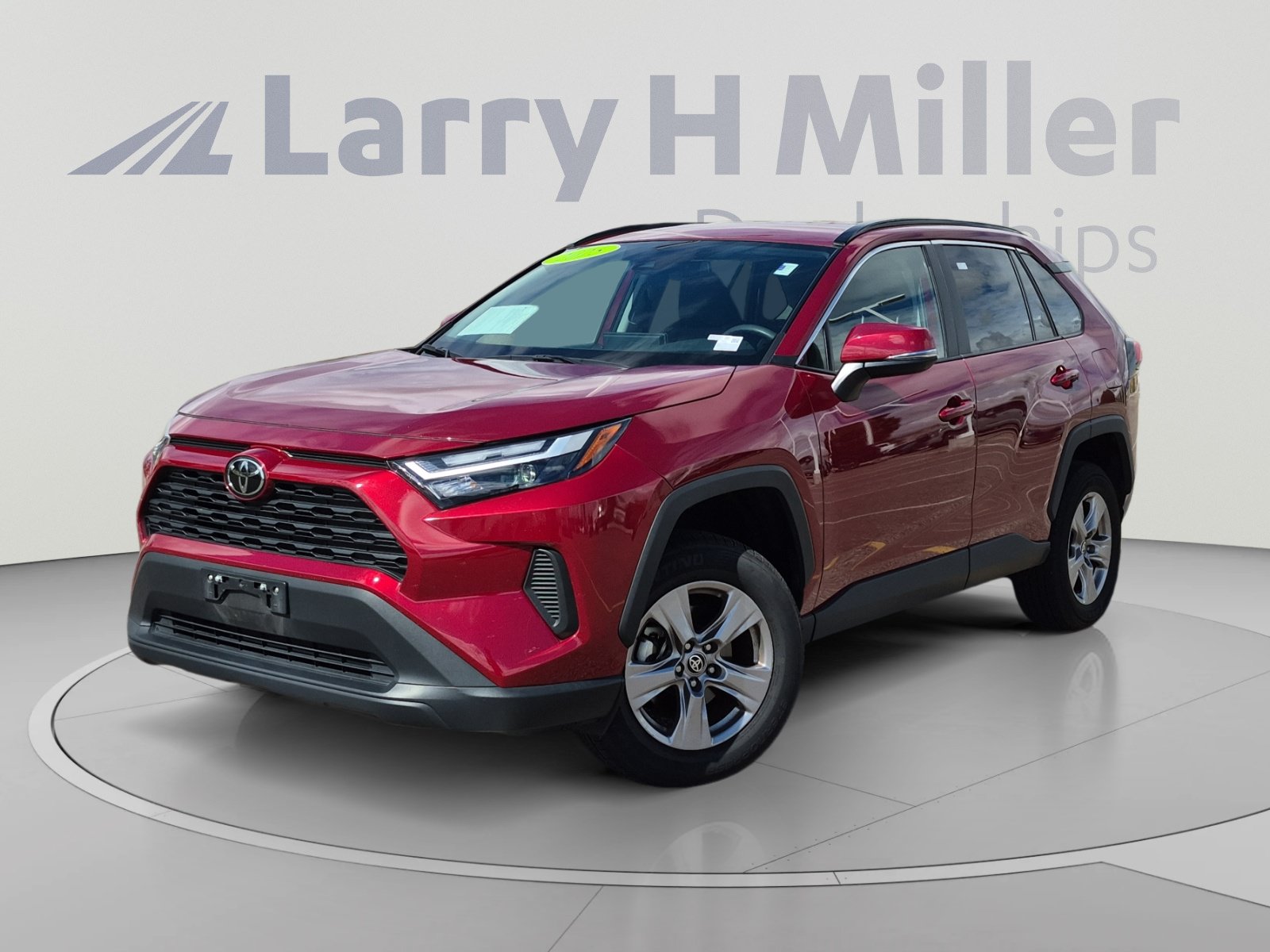 Used 2025 Toyota RAV4 XLE