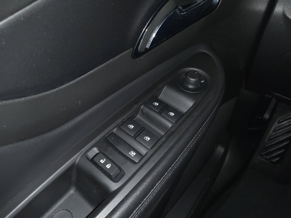 Used 2019 Buick Encore Preferred FWD image 27