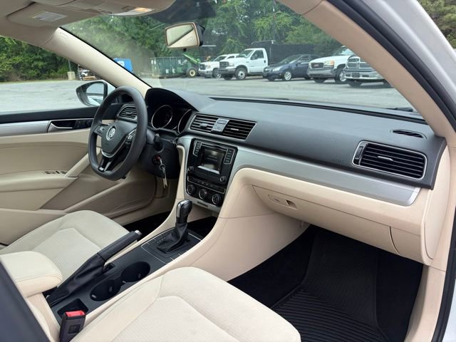 Used 2018 Volkswagen Passat 2.0T S FWD image 24