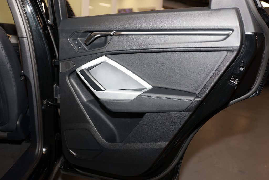 Used 2023 Audi Q3 2.0T Premium image 20